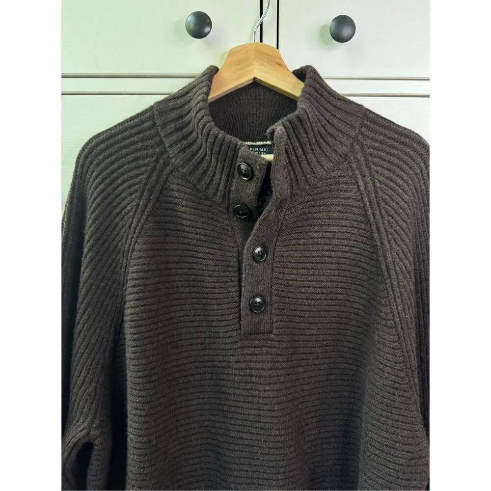 Banana Republic  Men’s Brown Wool Blend Half Button Sweater XL NWT